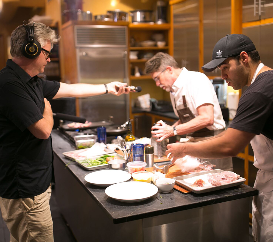 Contact Pizza City USA, Home of Chicago Pizza Tours